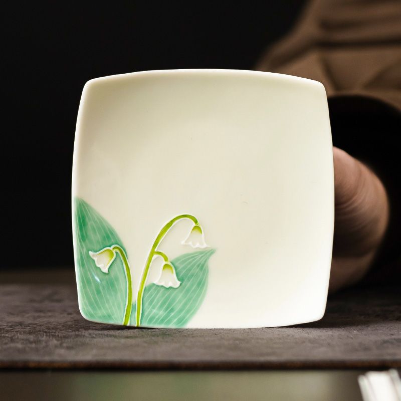 Hand Painted Lily of the Valle - Valley Tea And Coffee recension och pris