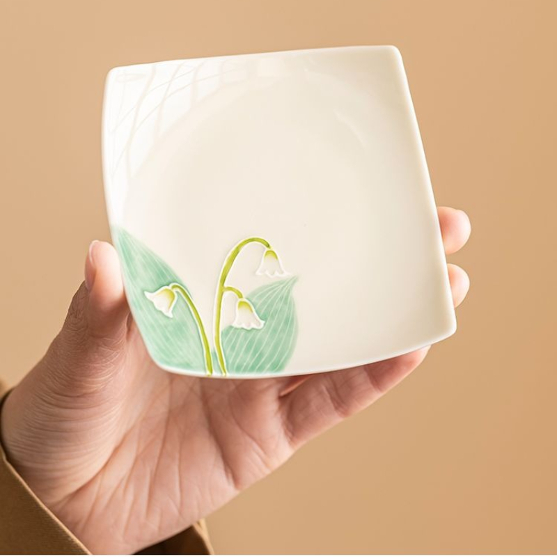 Hand Painted Lily of the Valle - Valley Tea And Coffee recension och pris