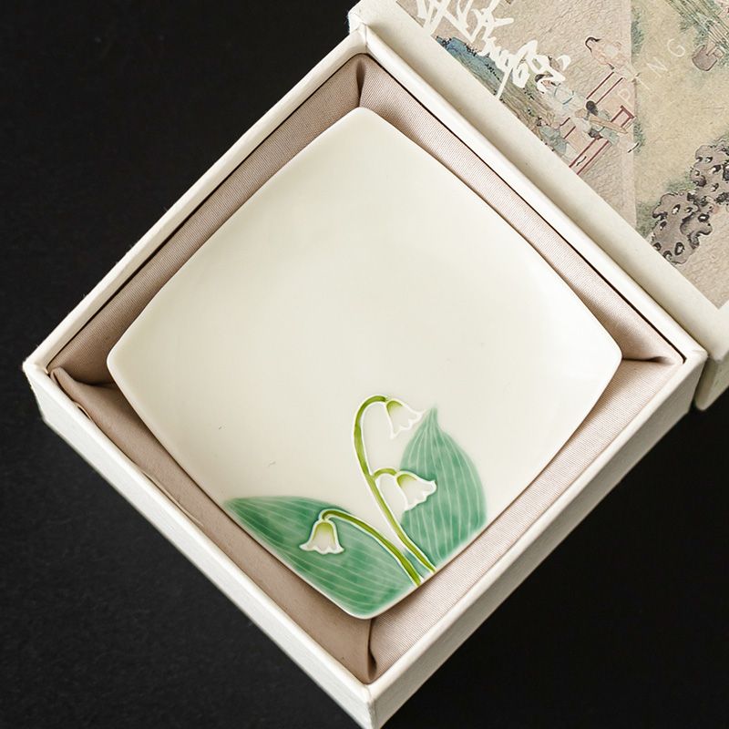 Hand Painted Lily of the Valle - Valley Tea And Coffee recension och pris