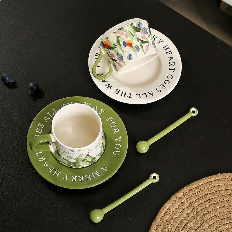 Original Hand Painted Lily of  - Valley Tea And Coffee recension och pris